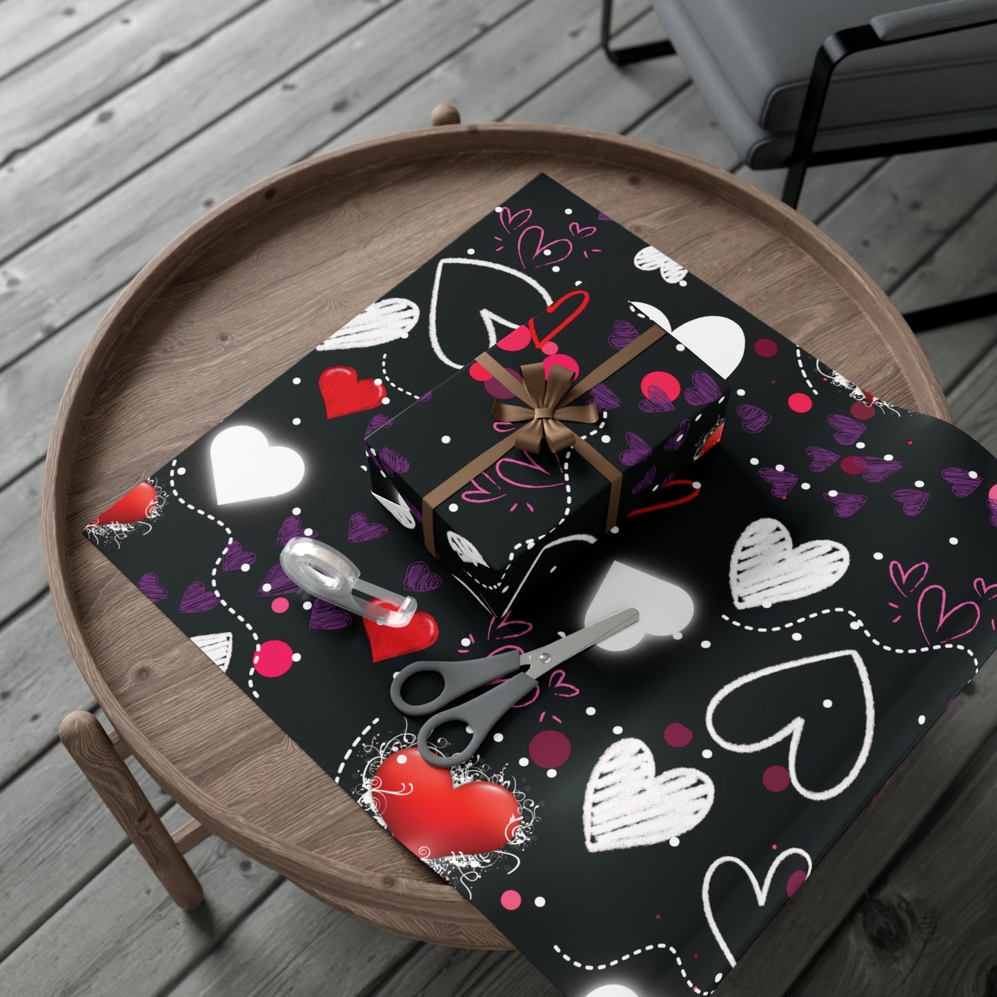 EMOtional Hearts Gift Wrap